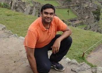 কেণ্টিনৰ পৰা খাদ্য চুৰি কৰি চাকৰি গ’ল লণ্ডন নিৱাসী ভাৰতীয় বেংকাৰৰ