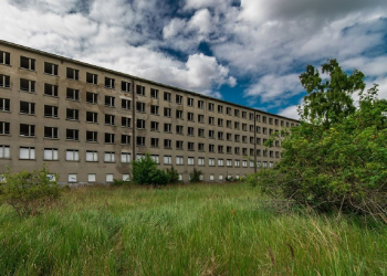 This hotel with 10,000 rooms remains deserted for 80 years