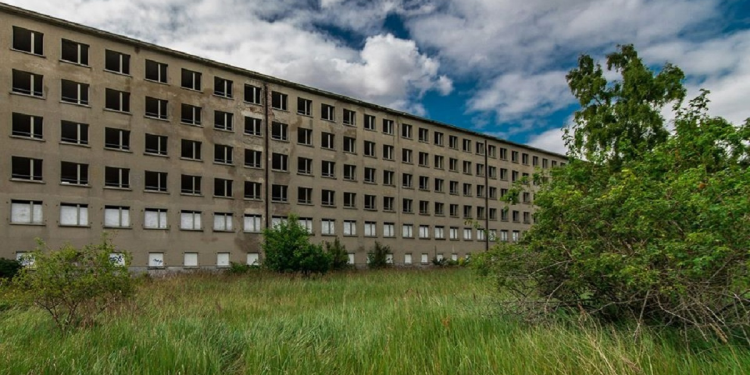 This hotel with 10,000 rooms remains deserted for 80 years