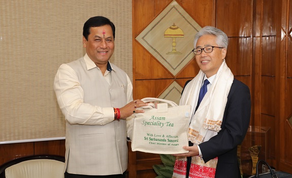 Assam CM with Japanese envoy
