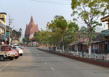 জনতাৰ কাৰ্ফিউলৈ শিৱসাগৰবাসীৰ পূৰ্ণ সঁহাৰি; দুই যুৱকৰ প্ৰশংসনীয় পদক্ষেপ