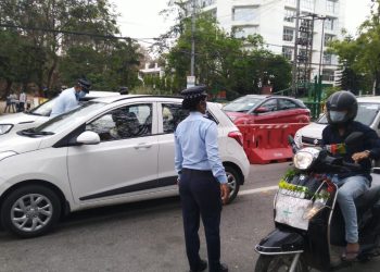 ল’কডাউনৰ মাজতে এইকেইটা দিনত আপুনি ঘূৰি যাব পাৰিব ঘৰলৈ; মানি চলিব লাগিব নিয়ম