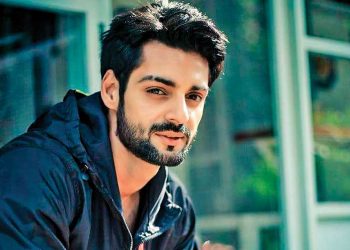 869268-karanwahi-092019