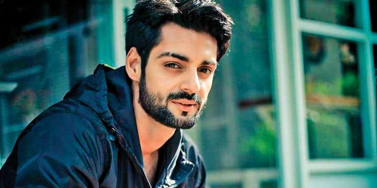 869268-karanwahi-092019
