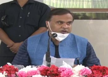 ক’ৰ’ণাত আক্ৰান্ত ৰোগীয়ে য’তে ত’তে পেলাইছে থু : হিমন্ত বিশ্ব শৰ্মা