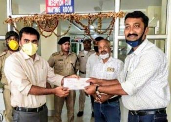 কভিড-১৯ প্ৰতিৰোধৰ বাবে বোকাখাত গাওঁৰক্ষী বাহিনীৰ লক্ষাধিক টকাৰ বৰঙণি