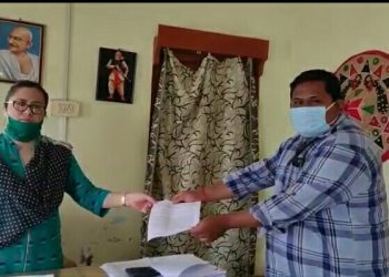 কৃষক মুক্তি সংগ্ৰাম সমিতিৰ নেতা অখিল গগৈ, ধৈৰ্য্য কোঁৱৰ,বিতু সোণোৱাল আৰু মানস কোঁৱৰৰ মুক্তিৰ দাবীত মুখ্যমন্ত্ৰীলৈ স্মাৰক পত্ৰ  অসমপ্ৰেমী যুৱ-ছাত্ৰ সমাজৰ