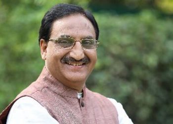 Union-HRD-minister-1140x570 (1)