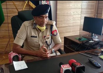 মহানগৰীত কঠোৰ আৰক্ষী; মাস্ক নিপিন্ধাৰ বাবে ২৬৫ জনক গ্ৰেপ্তাৰ, ৮৬৭২ খন বাহন জব্দ