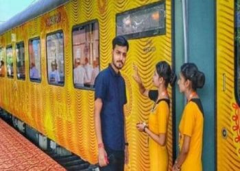 লকডাউন বৃদ্ধিৰ আশংকা; ৩০ এপ্ৰিললৈকে বন্ধ কৰা হ‍’ল তিনিখন ট্ৰেইনৰ চিট বুকিং