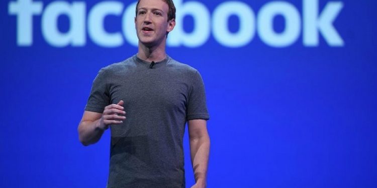 449423-mark-zuckerberg-facebook-f8-developers-conference-facebook