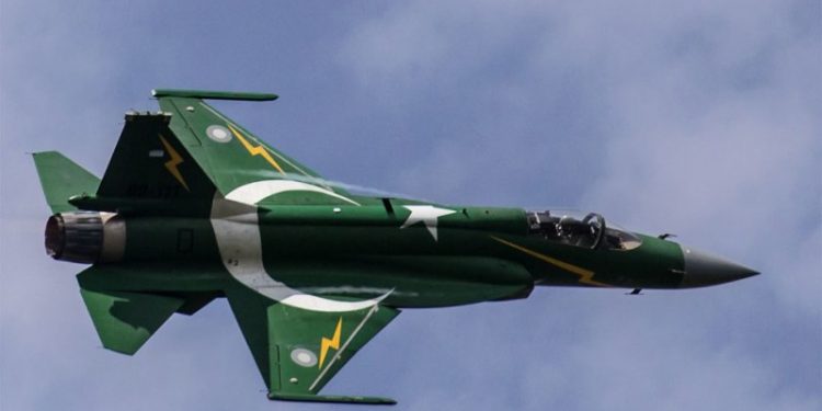 552098-pak-air