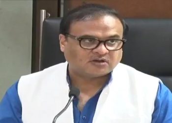ৰাজ্যৰ বাহিৰৰ পৰা ৰে’লৰে আহিবলগীয়া লোক সকলক কেনেকৈ ৰখা হ’ব? হিমন্ত বিশ্ব শৰ্মাৰ গুৰুত্বপূৰ্ণ সংবাদমেল