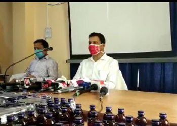 চি আই ডিৰ অভিযানত জব্দ ১০ হাজাৰ ৫০০ বটল কফ চিৰাপ; ৫ জনক গ্ৰেপ্তাৰ