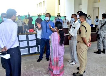 সৰুসজাই ষ্টেডিয়ামৰ আৰ্হিত নিৰ্মিত যোৰহাটৰ কুৱাৰেণ্টাইন চেণ্টাৰ পৰিদৰ্শন স্বাস্থ্য মন্ত্ৰীৰ