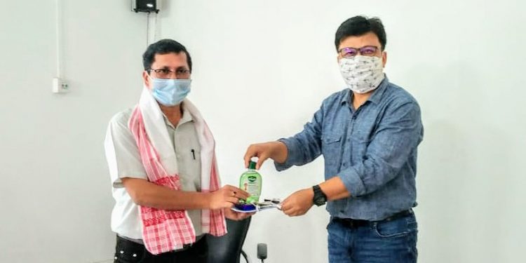 ফটো : নৰ্থ-ইষ্ট নাও