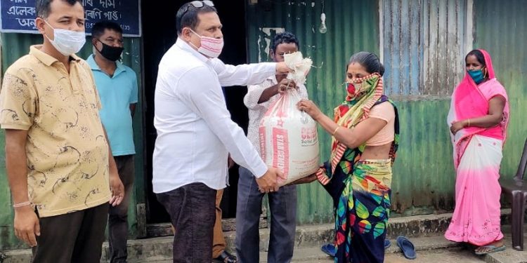 Biswanath MLA distributes rice among people without ration card