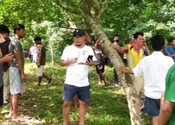 গছত ওলমি থকা অৱস্থাত উদ্ধাৰ কোৱাৰেণ্টাইন চেন্টাৰৰ পৰা পলায়ন কৰা ত্ৰিপুৰা ৰাইফলছৰ জোৱানৰ মৃতদেহ