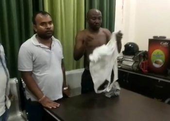 লকডাউনৰ নিশা নাইজেৰিয়ান যুৱকসহ চাৰিজন গ্ৰেপ্তাৰ মহানগৰ আৰক্ষীৰ