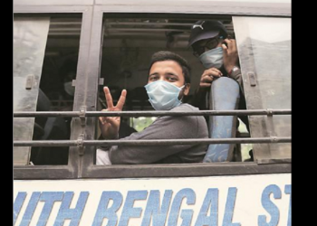 ৰাজস্থানৰ কোটাৰ পৰা ১০৩ খন বাছেৰে ২৪০০ গৰাকী ছাত্ৰ-ছাত্ৰী উভতিল পশ্চিমবংগলৈ