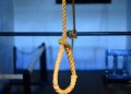 suicide-2347543_1280-e1586154547410-696x392