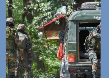 কাশ্মীৰত ৰাতিপুৱাই সেনা বাহিনীৰ হাতত তিনিজন দুৰ্ধৰ্ষ সন্ত্ৰবাদী নিহত; দুসপ্তাহত ২৫ জন সন্ত্ৰবাদীৰ মৃত্যু