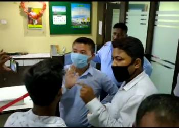 বীৰ লাচিত সেনাৰ তৎপৰতাত বঙালীৰ ঠাইত পুনৰ অসমীয়া ভাষাৰ জাননী আঁৰিবলৈ বাধ্য হ’ল বেংক কৰ্তৃপক্ষ