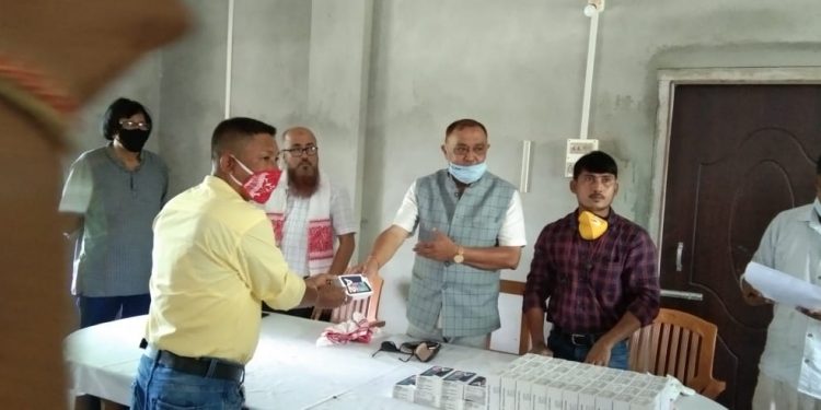 ফটো : নৰ্থ-ইষ্ট নাও