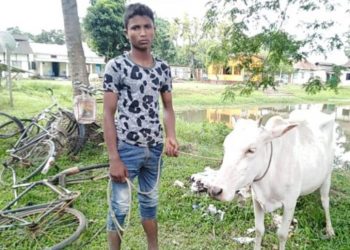 মোৰাঝাৰত গাঁওৰক্ষী বাহিনীৰ তৎপৰতাত দুজন গৰু চোৰ আটক