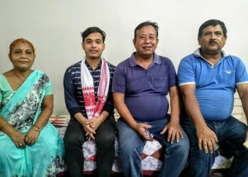 উচ্চতৰ মাধ্যমিকৰ ফলাফল : কলাত ষষ্ঠ স্থানেৰে বোকাখাতলৈ গৌৰৱ কঢ়িয়াইছে ভাৰ্গৱ ফুকনে