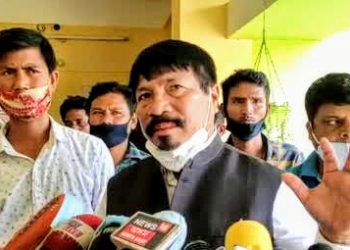 বোকাখাতত মন্ত্ৰী অতুল বৰাৰ সৈতে মিচিং ছাত্ৰ সংগঠন টি এম পি কেৰ সৌহাৰ্দপূৰ্ণ আলোচনা