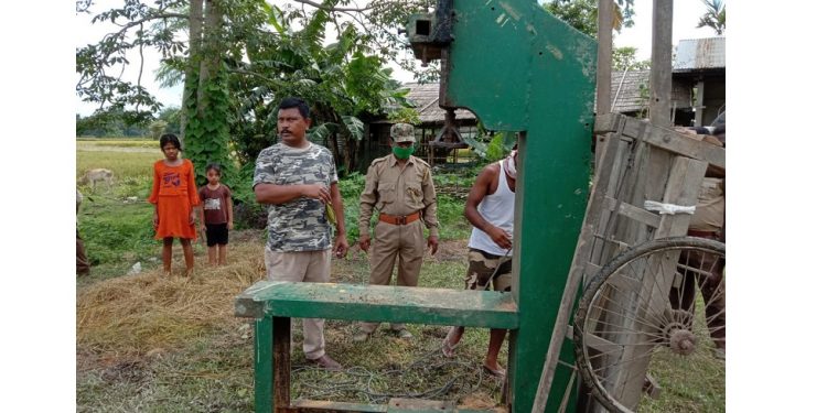 জব্দ হোৱা কাঠফলা মিলটো