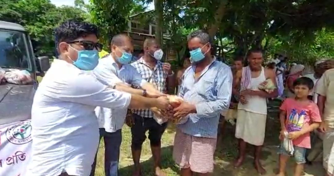 Brihattar Asomia Juva Mancha distributes relief materials among flood victims in Sivasagar