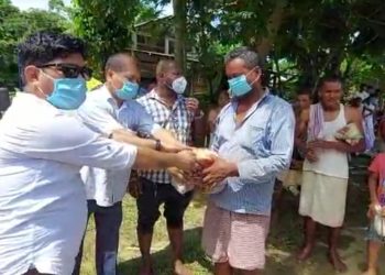 Brihattar Asomia Juva Mancha distributes relief materials among flood victims in Sivasagar