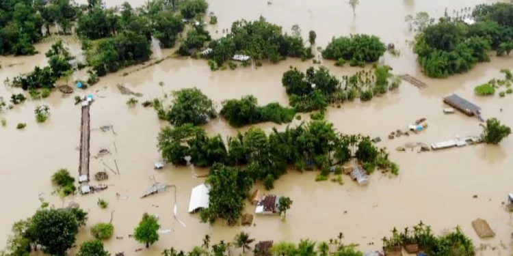 Flood situation worsens in Dhemaji's Jonai