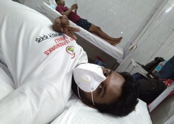 মই এজন কৰ’না ৰোগী; এতিয়া হোম কোৱাৰেন্টাইনত, মোক খাদ্য দিয়ক