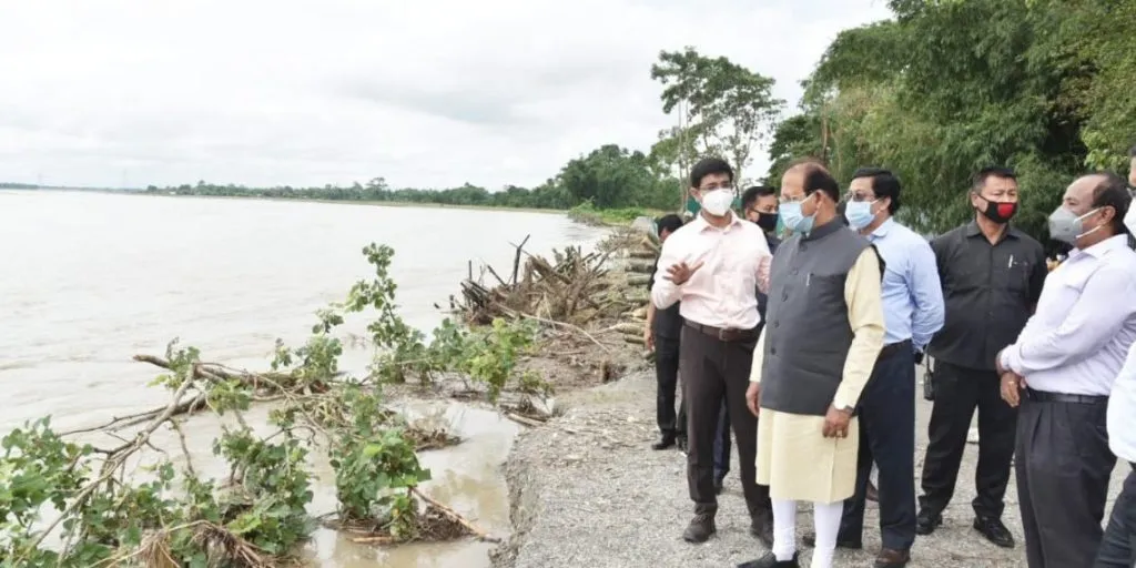 চিৰাং জিলাৰ বান পৰিস্থিতি পৰিদৰ্শন ৰাজ্যপাল জগদীশ মুখীৰ