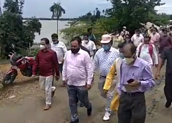 গোৱালপাৰা চিলাৰভিটাৰ খহনীয়া অঞ্চল পৰিদৰ্শন জলসম্পদ মন্ত্ৰী কেশৱ মহন্তৰ