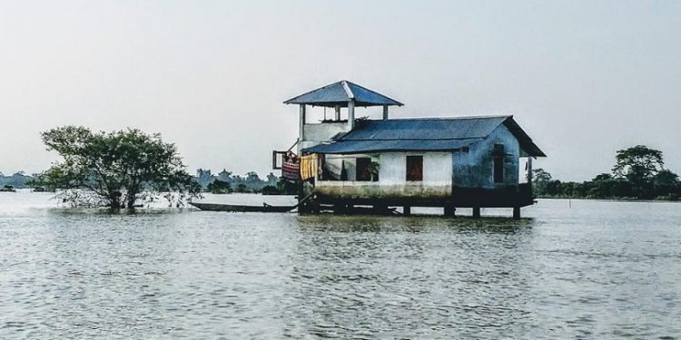 ফটো-নৰ্থ-ইষ্ট নাও