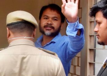 মুকলি আকাশৰ তললৈ অহাৰ দিশে পুনৰ এঢাপ; তিনিটাকৈ গোচৰত জামিন লাভ অখিল গগৈৰ