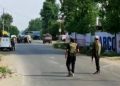 কাশ্মীৰত চি আৰ পি এফৰ তহলদাৰী দলৰ ওপৰত সন্ত্ৰাসবাদীৰ আক্ৰমণ; এগৰাকী জোৱান চহিদ
