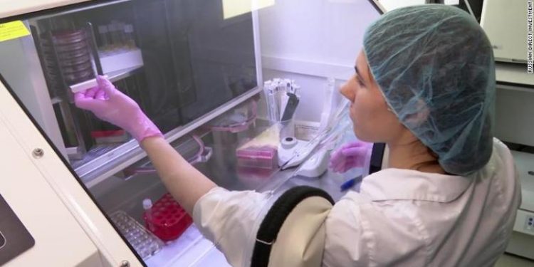 200717170016-russia-coronavirus-vaccine-trials-lab-