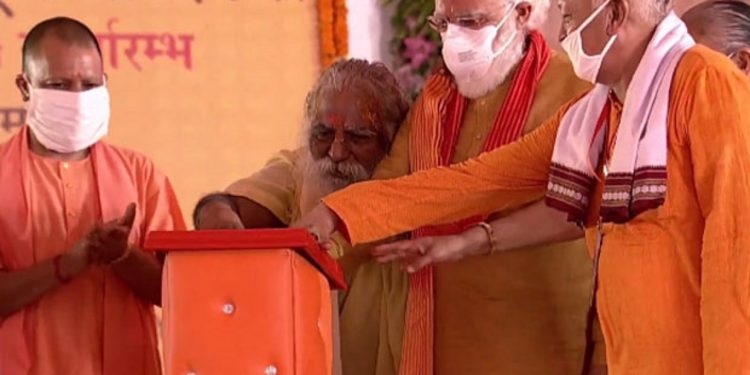 20200813a1247174932_Ram-Janmabhoomi-trust-head-who-shared-stage-with-PM-Modi_SECVPF
