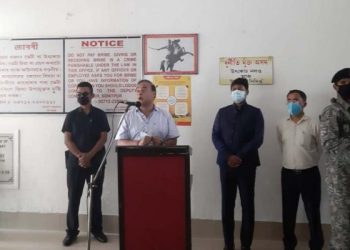 Assam-health-minister-Himanta-Biswa-Sarma-in-Sonitpur-district-1140x570