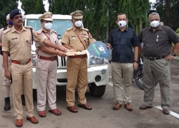 Independence Day: Aaranyak donates car, bike to Karbi Anglong police