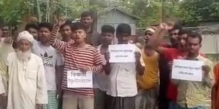 ফটো : নৰ্থ-ইষ্ট নাও