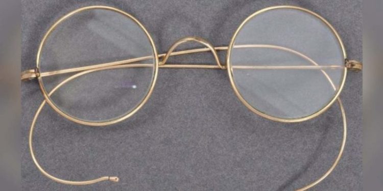 Mahatma-Gandhi-glasses-1024x512