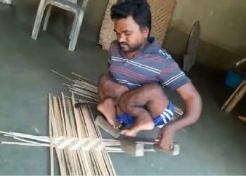 This differently abled man from Teok seeks Govt help