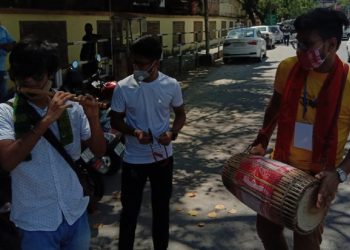 These guys are collecting donation for flood victims in Assam