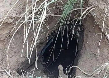hole